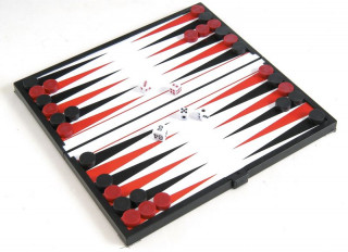 Összehajth. mágn. backgammon, műanyag, 20x20x1cm - 1770 Játék