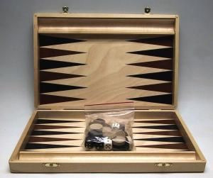 Backgammon, 35x23cm-es világosbarna fadobozban - 601121 Játék