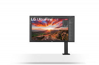 LG Monitor 32" Ergonomic - 32UN880-B (IPS; 16:9; 4K 3840x2160; 5ms; 350cd; HDMIx2; DP; USB-Cx2; FreeSync, Pivot) 