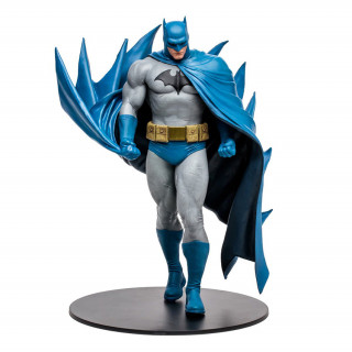 DC Comics - Batman (Hush) Multiverse PVC Szobor (30cm) AJÁNDÉKTÁRGY