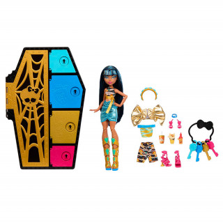 Monster High Doll - Szörnyen jó barátok titkai: Rémbuli - Cleo (HNF76) 